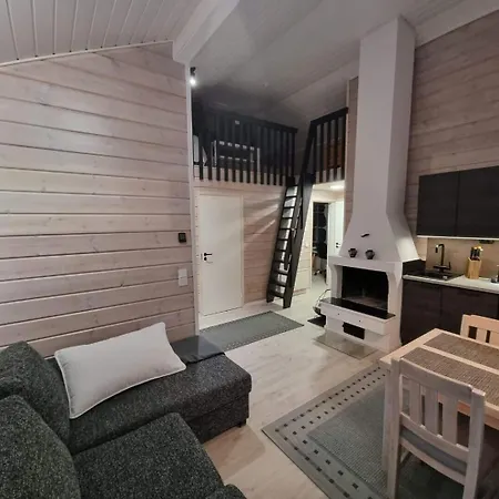 Yllaesmoekki Appartement *